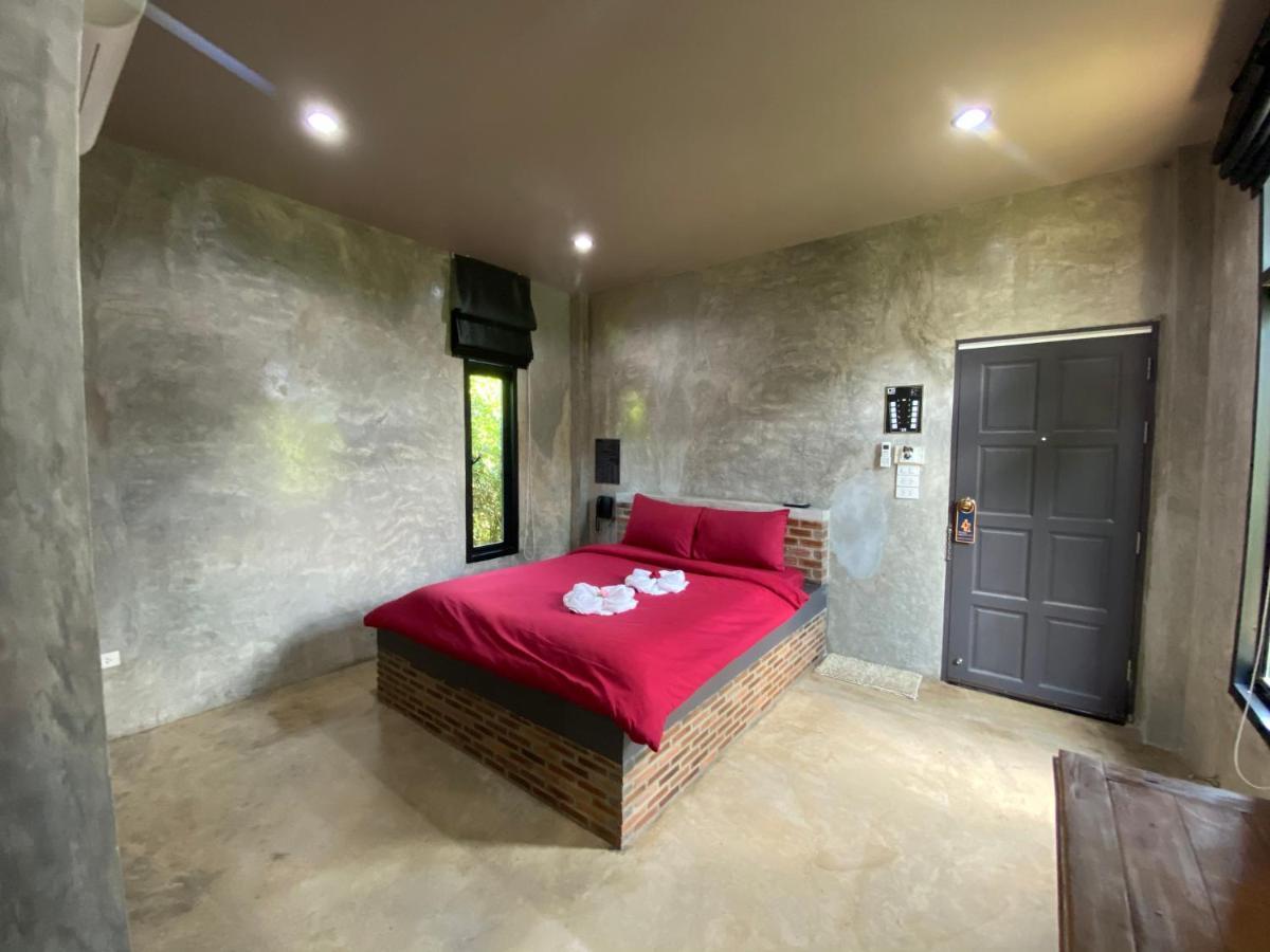 The Loft House Sakaeo Hotell Watthana Nakhon Exteriör bild