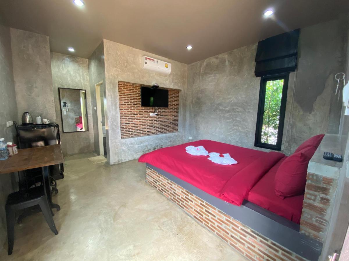 The Loft House Sakaeo Hotell Watthana Nakhon Exteriör bild